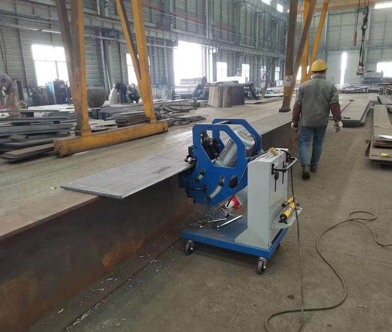 Steel Plate beveling Machine in Heavy Industry