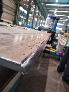 Steel plate beveling machine